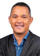 PASTOR ROBERTO ARAUJO