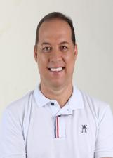 ADRIANO MEIRELES