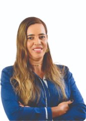 CAROL MAGALHÃES