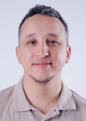 LÉO