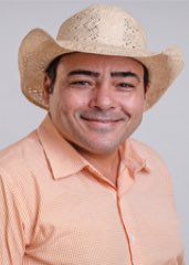 ADRIANO REIS