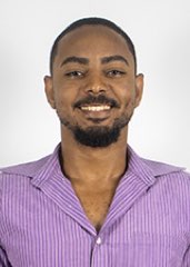 VINÍCIUS MARINHO