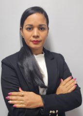 DRA ADRIANA DIAS