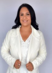 PROFESSORA FÁBIA LANÚZIA